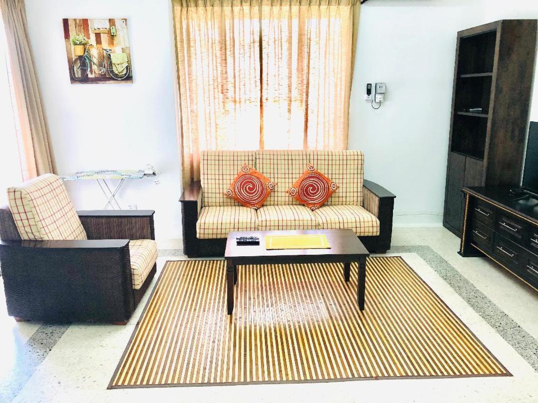 Kerteh Apartment Екстер'єр фото