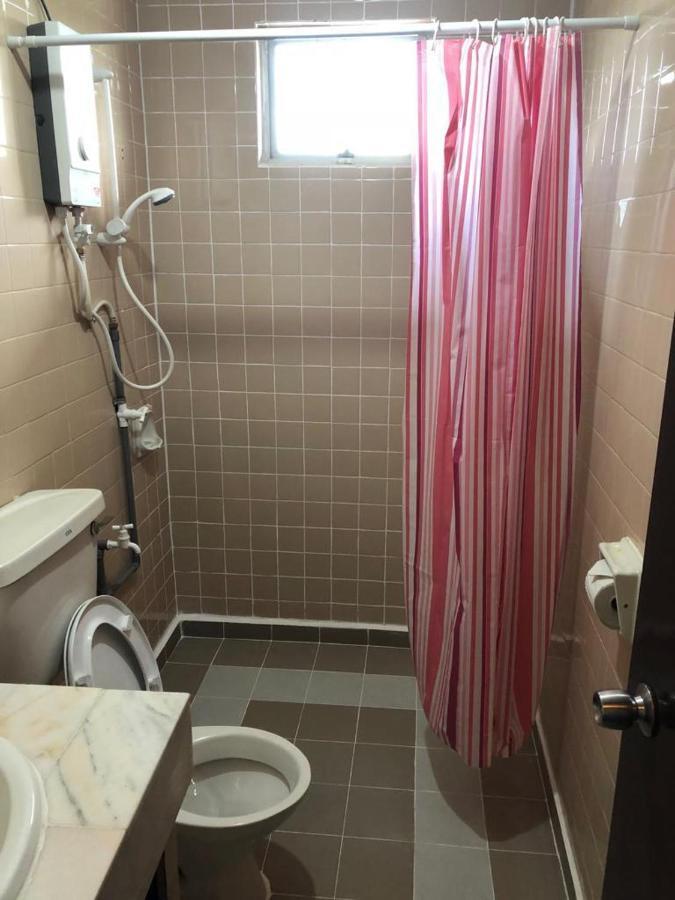 Kerteh Apartment Екстер'єр фото