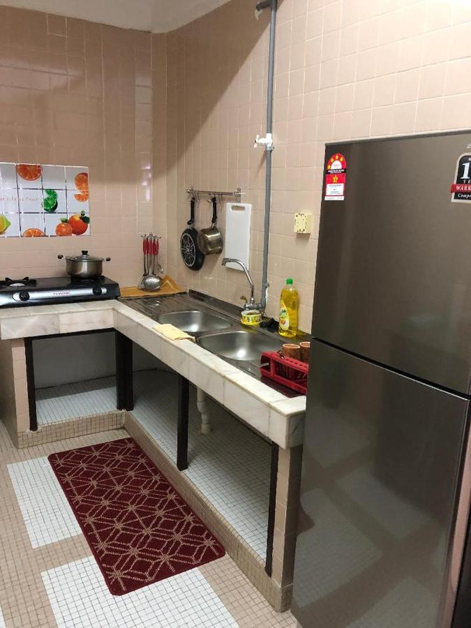 Kerteh Apartment Екстер'єр фото